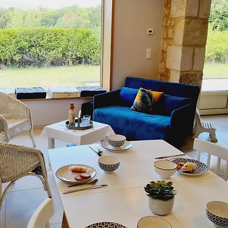 Maison De Charme Avec Jardin, Animaux Admis Et Parking Pres De Soissons - Fr-1-532-19